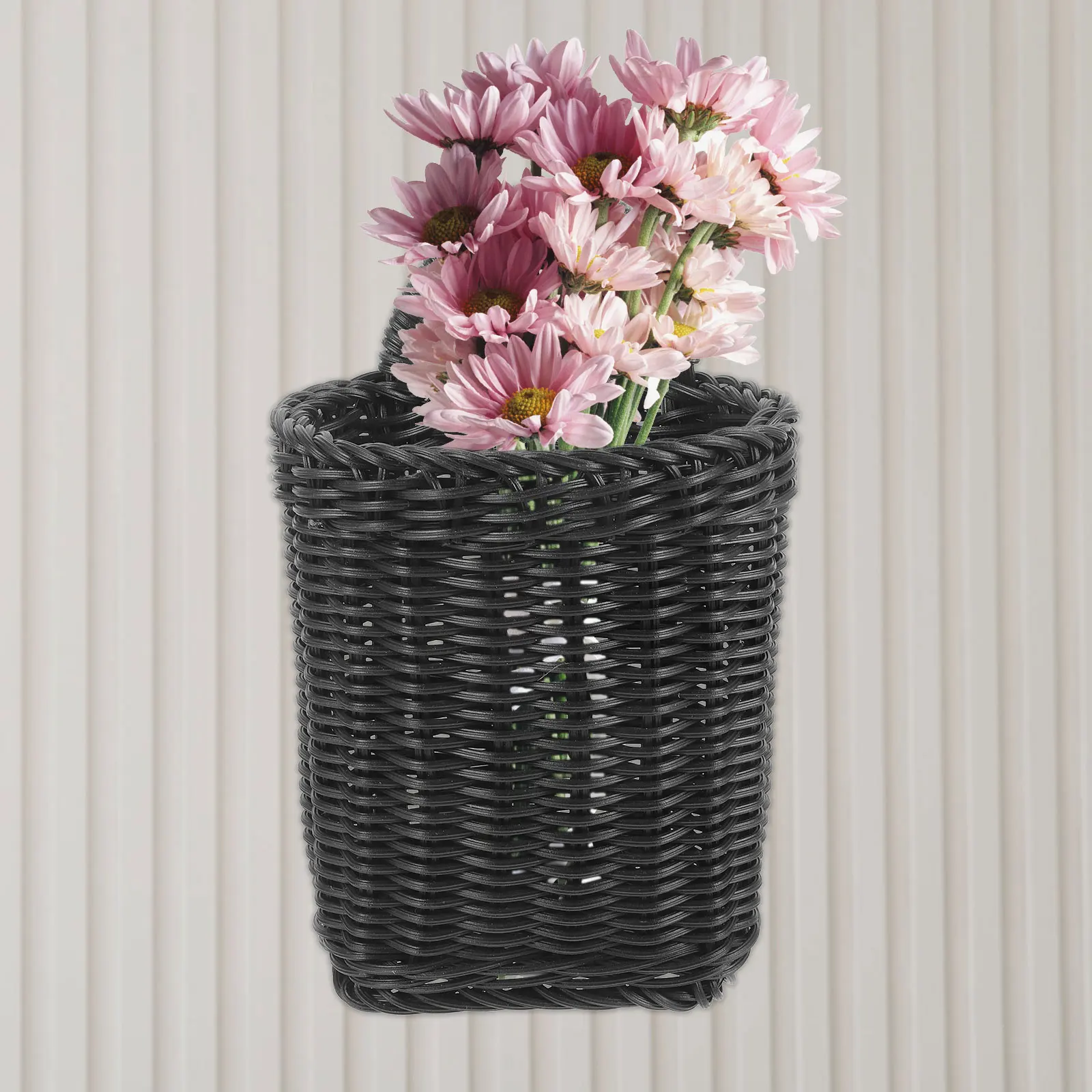 

Woven Storage Imitation Rattan Wall Hanging Basket For Kitchen Vegetable Fruit Storage Ginger Garlic Holder Wall