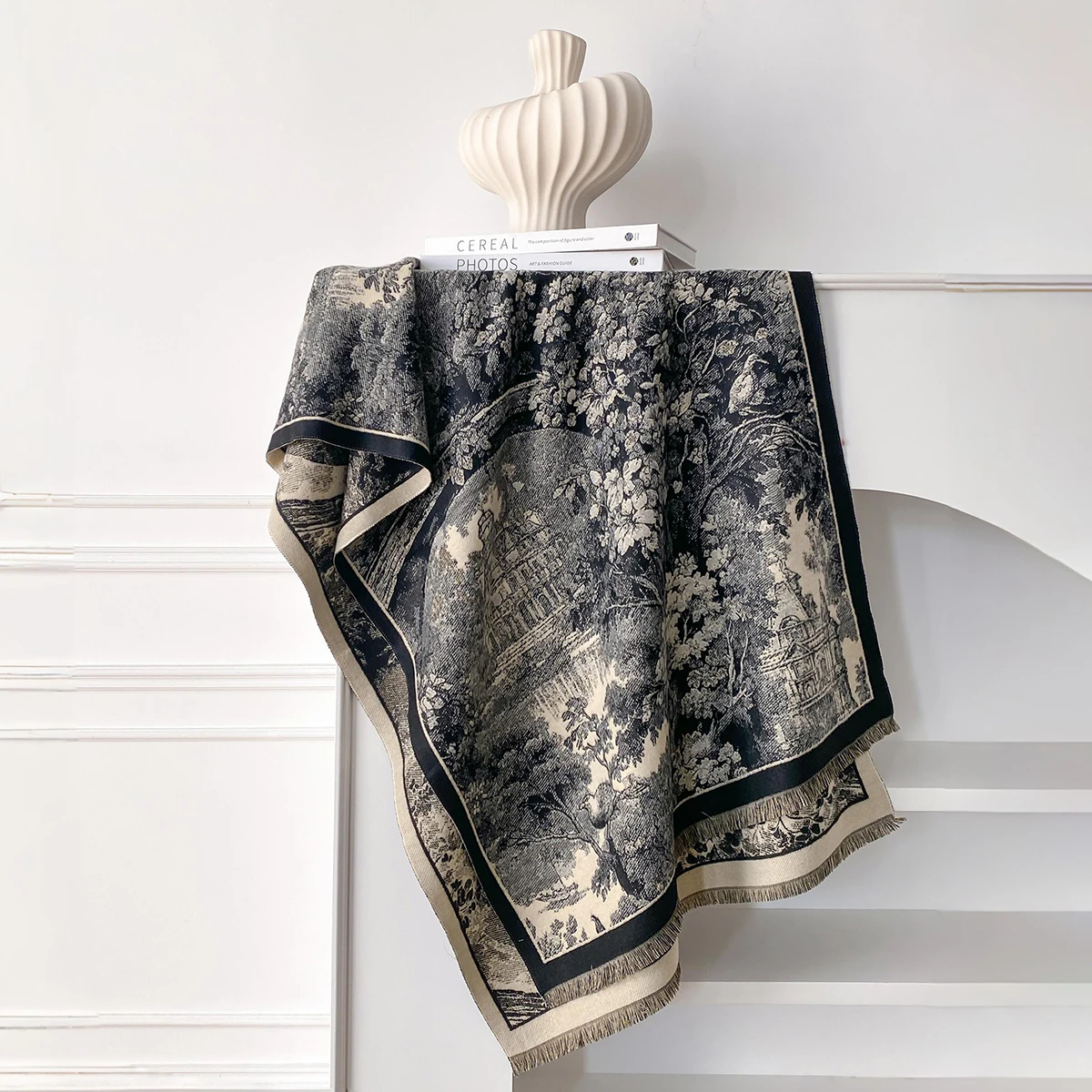 Eleganter Damen-Kaschmirschal im Retro-Stil mit doppelseitigem Landschaftsdruck, Winter-warmer Pashmina-Schal, Foulard-Poncho – Detail 2