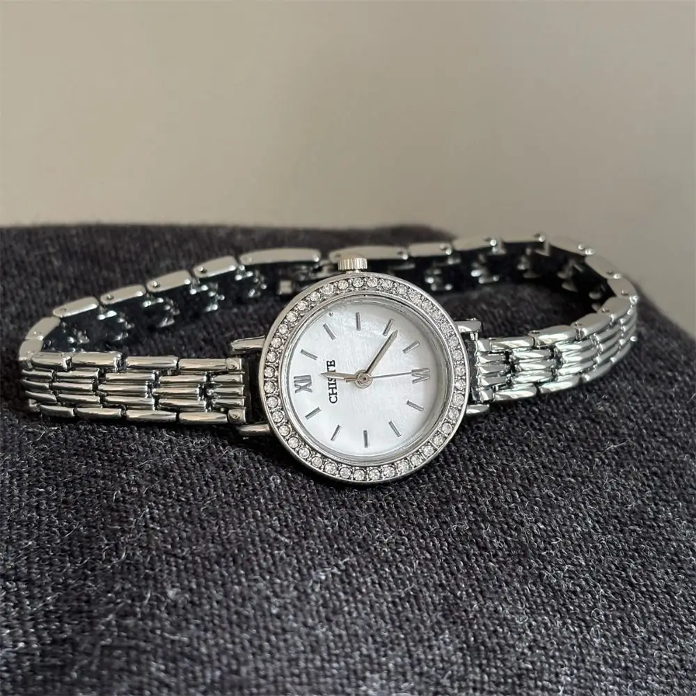 New Round Dial Bracelet Watch Bracelet Strap Diamond Inlaid Quartz Watch Gift Elegant Ladies Watch For Women