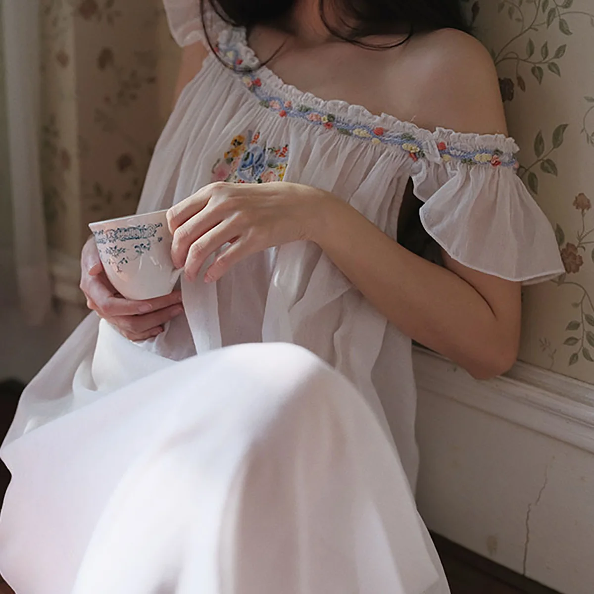 Women Transparent Handmade Embroidery French Hand Embroidered Sweet Nightgown 100% Cotton Outside Summer Sleepwear