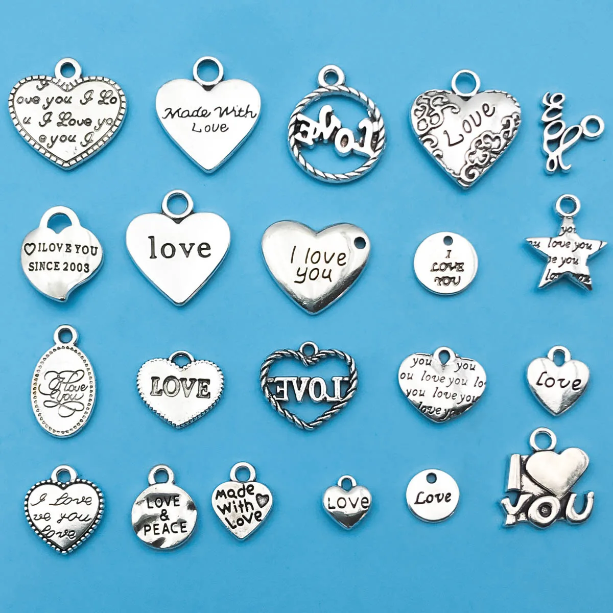 20pcs Heart-shaped Charms Letter \