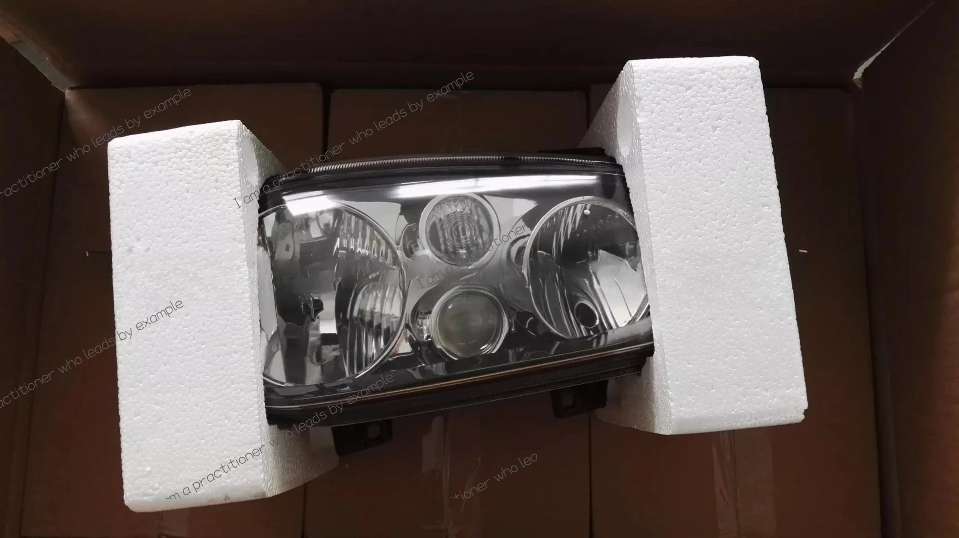 Suitable for Volkswagen Golf 4 Headlights, Golf 4 Headlights GOLF MK4 Head lamp view 3