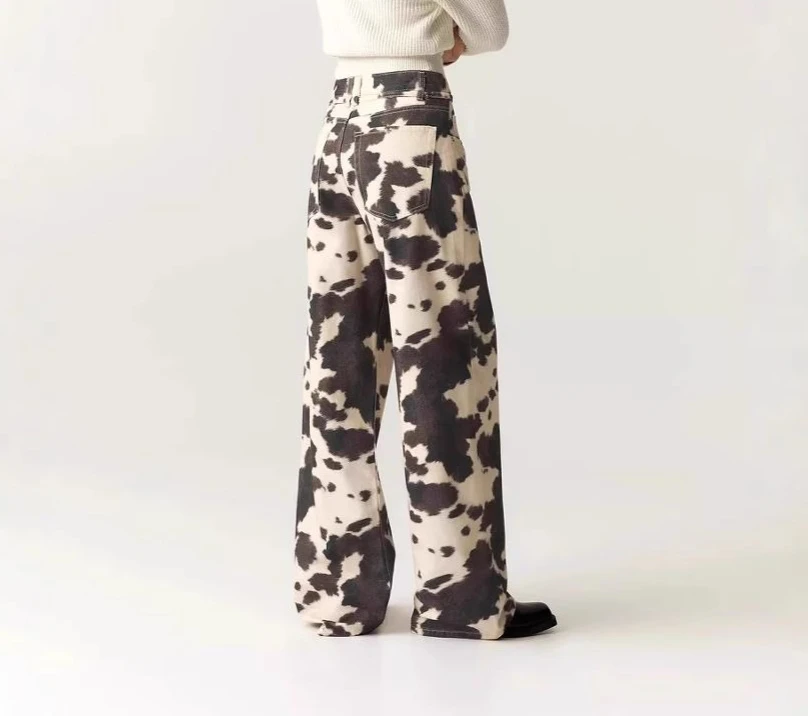 Retro Cow Pattern Distressed Washed Vintage Loose Fit Jeans