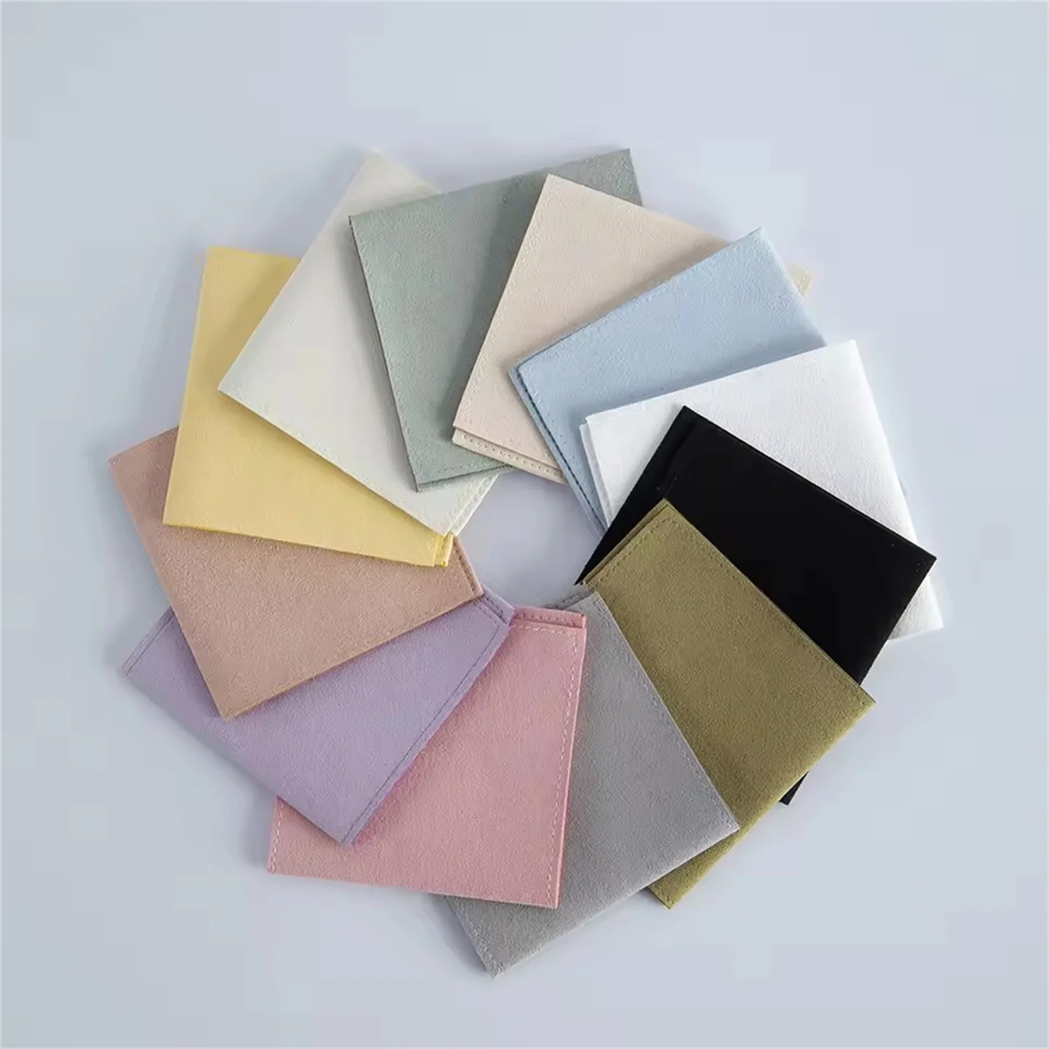 

100 Green Microfiber Velvet Gift Bags 6x6cm 8x8cm 9x9cm Small Size Ring Earring Stud Jewelry Storage Pouches Luxury Makeup Sack