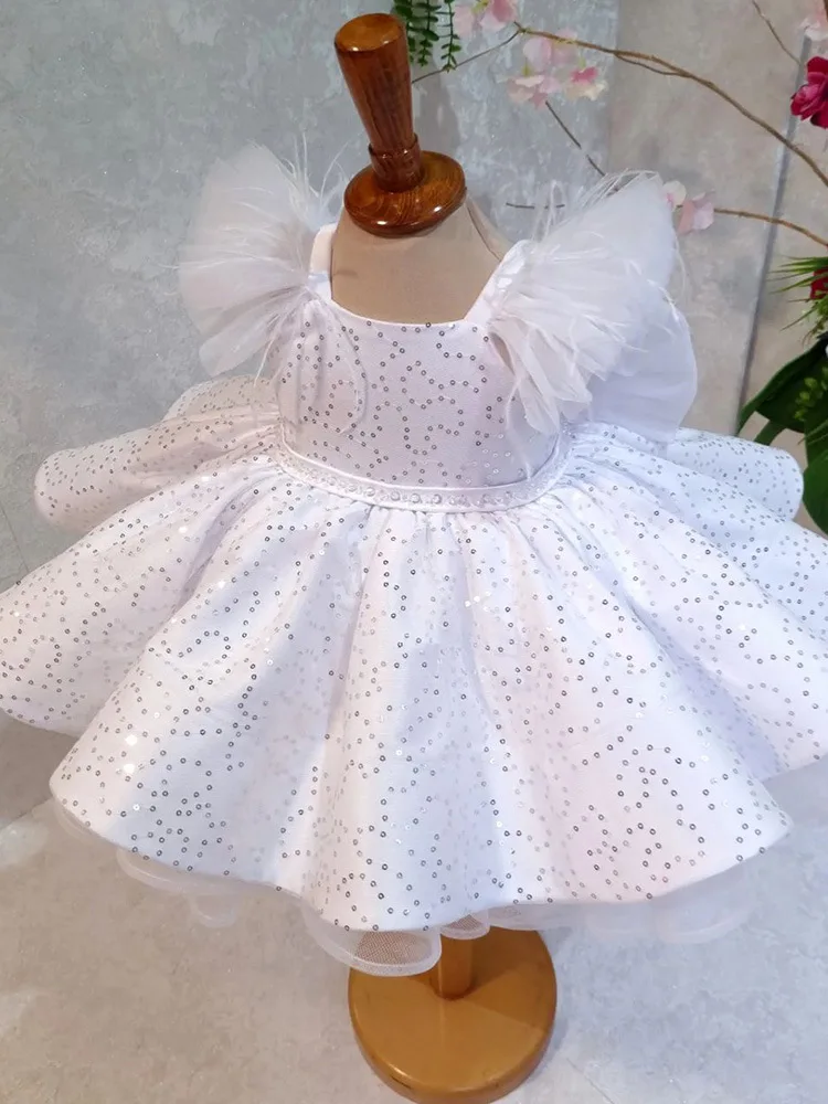 luxury-girls-princess-white-feather-paillettes-bambini-bow-tutu-backless-abito-da-sposa-abiti-per-bambini-baby-birthday-party-dress