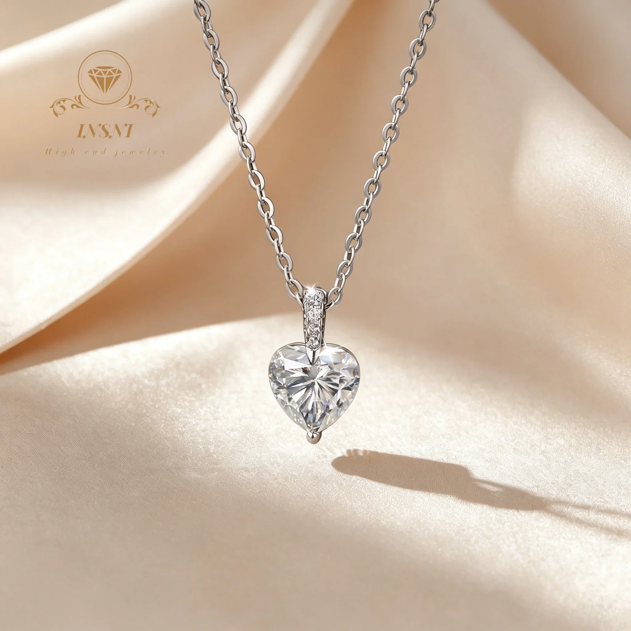 

S925 Sterling Silver Love Moissanite Necklace Women's Ins Light Luxury Niche Heart-shaped Collarbone Chain Necklace Jewelry Gift