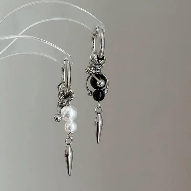 1pc Punk Rivet Tassel Earrings for Women White Pearl Bead Huggie Hoops Multi‑Wear Convertible Drop Earring Fashion Accessories