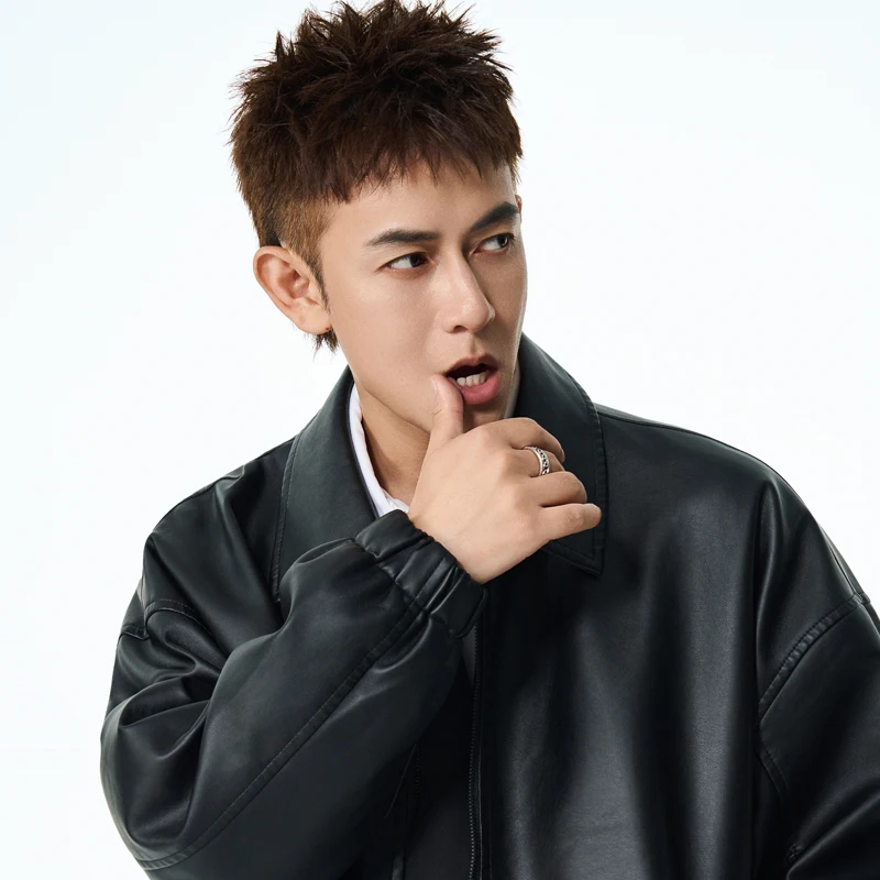 

Mens Casual Black Zipper Jacket Loose Lapel Collar Leather Jacket American Retro Handsome High Quality Motorcycle Leather Coat