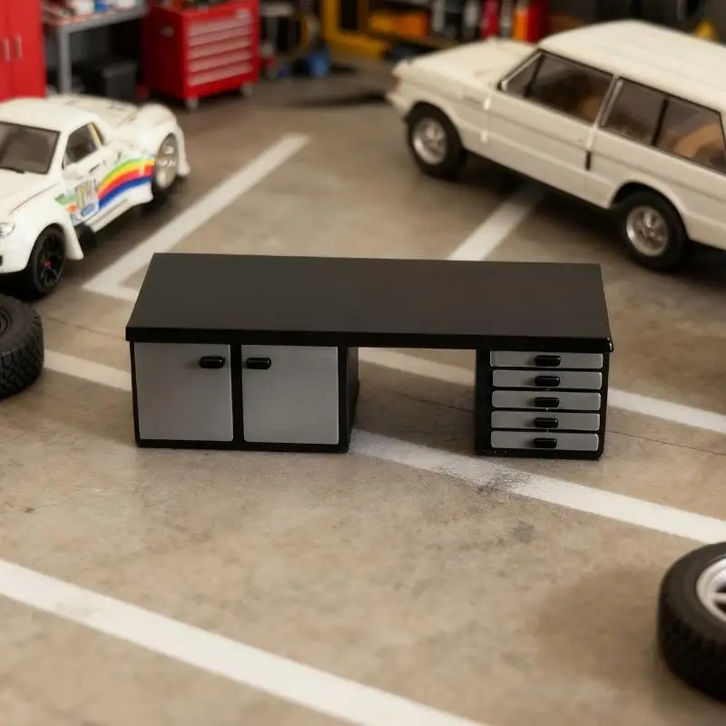 1/64 Scale Mini Workbench Model Dollhouse Diorama Furniture Ornament For Micro Car Scene Layout Micro Landscape Decoration