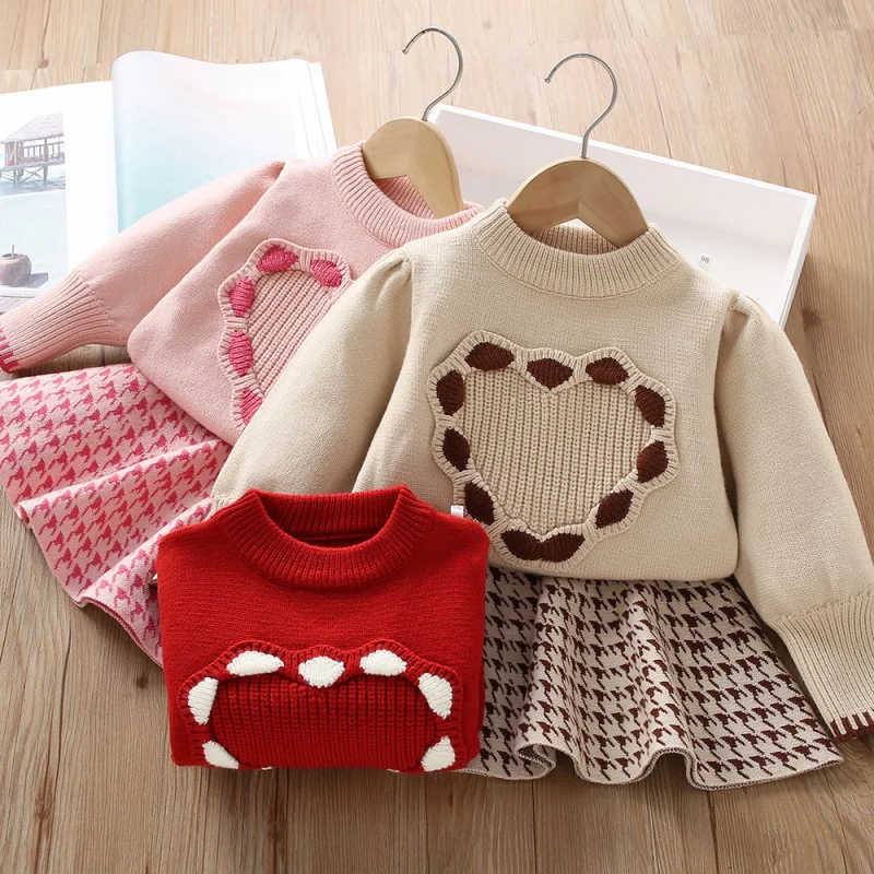 

Girls Sweater Set Autumn Winter New Fashionable Baby Girl Heart Solid Color Plaid Skirt Two-Piece Set