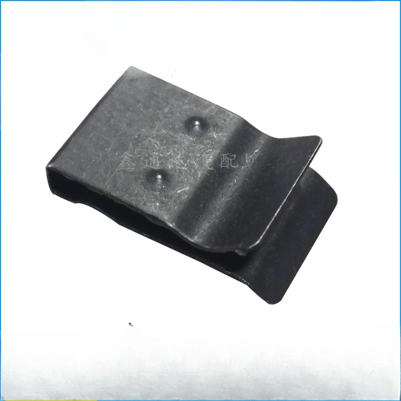 

For Volkswagen Jetta Magotan Tiguan CC Front Hood Drain Plate Clip