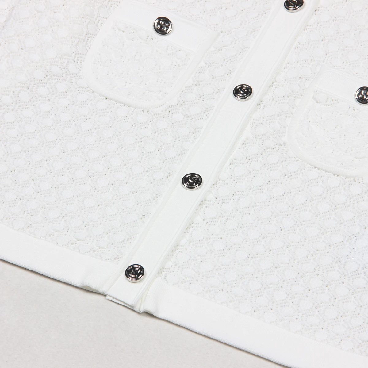 Primavera e outono nova moda de alta qualidade commuter único breasted camisa de malha feminina manga longa em torno do pescoço oco casaco