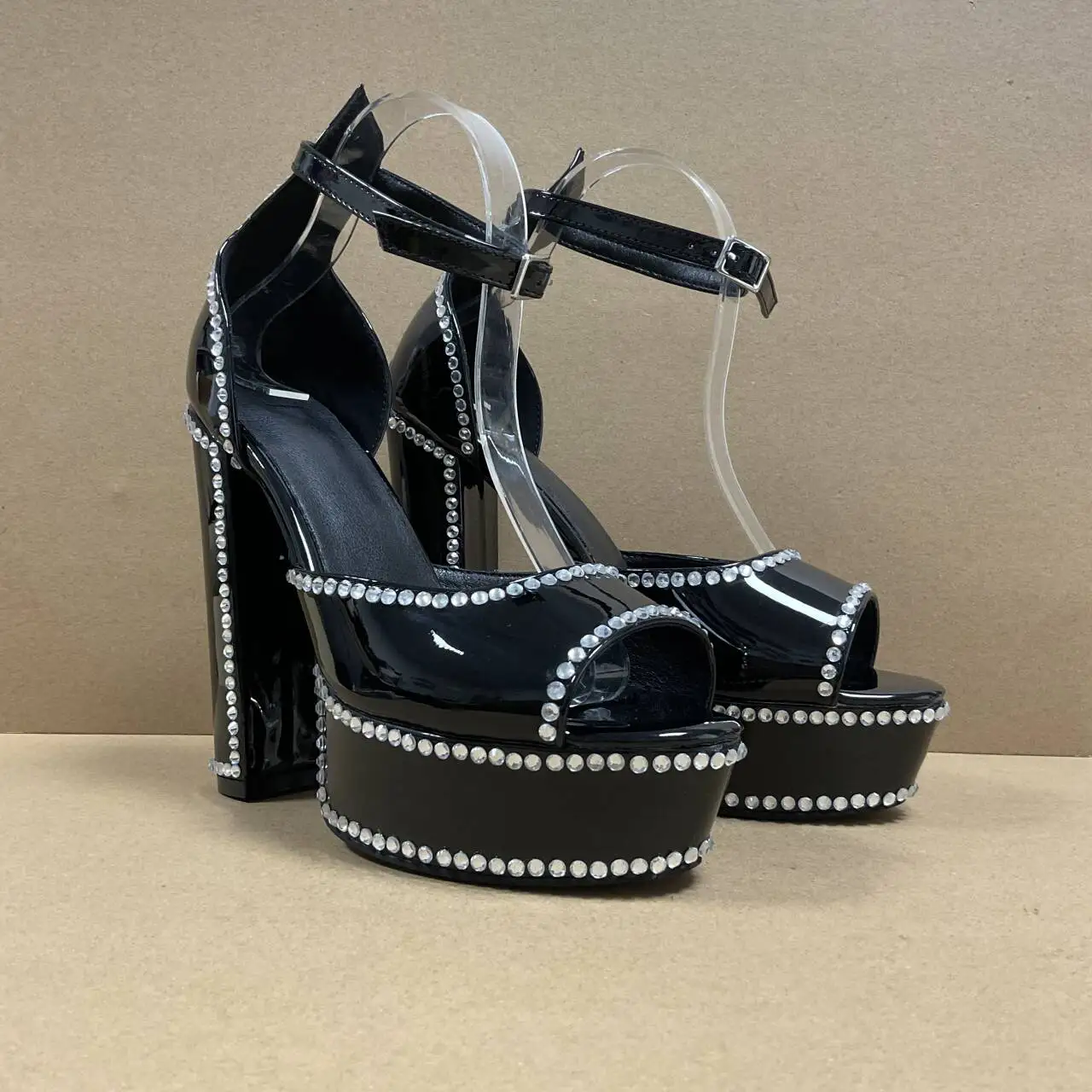 Luxury Crystal Decorated ChunKy Heels Women Black Gladiator Sandals Ladies Peep Toe Thick Platform Banquet Stage Shoes 2024 New