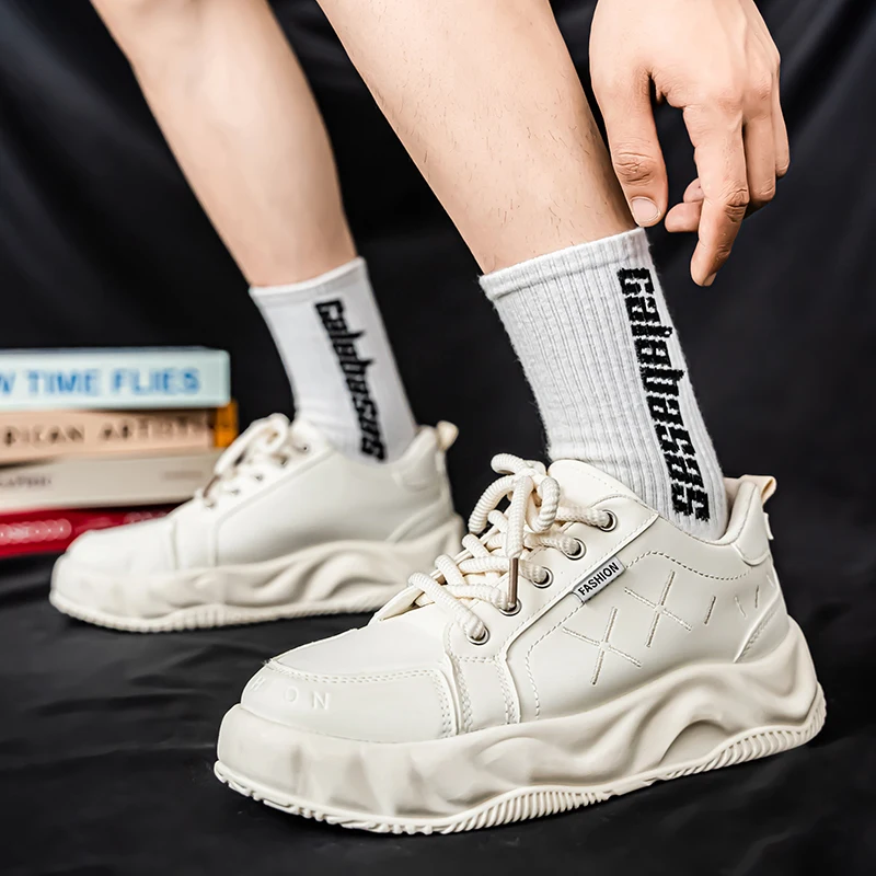 2026 Men High Quality Platform Heightened Casual Sneakers New Style Luxury Men's Sneakers Breathable Comfortable Running Shoes