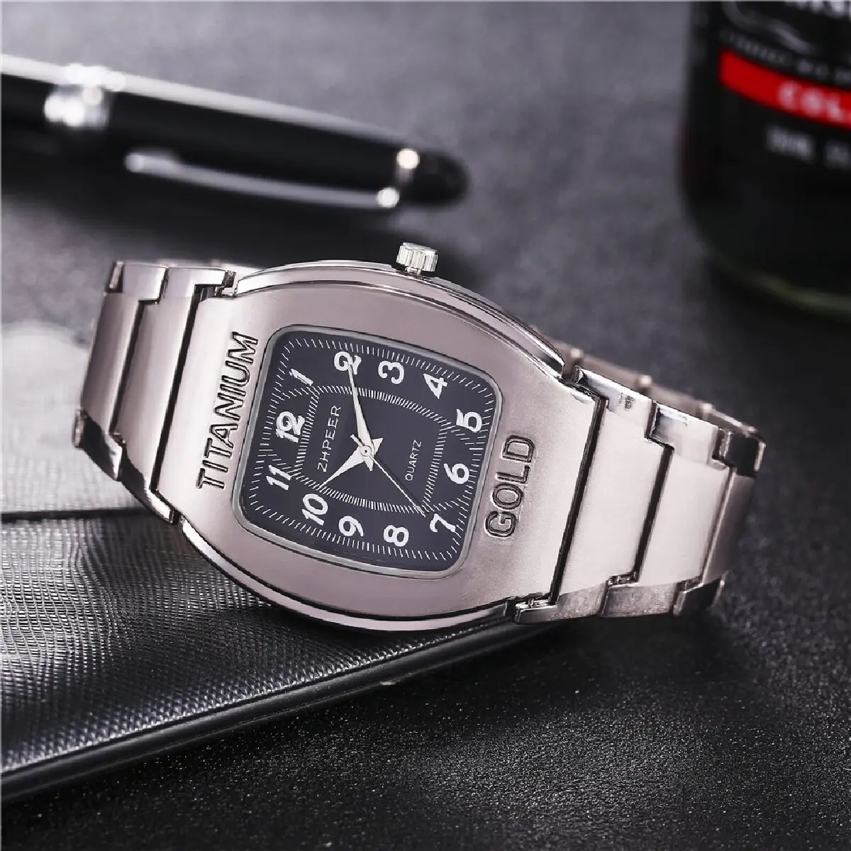 Men's Watch Wine Bucket Titanium Alloy Business Casual Steel Band Quartz Watch Men's Edition