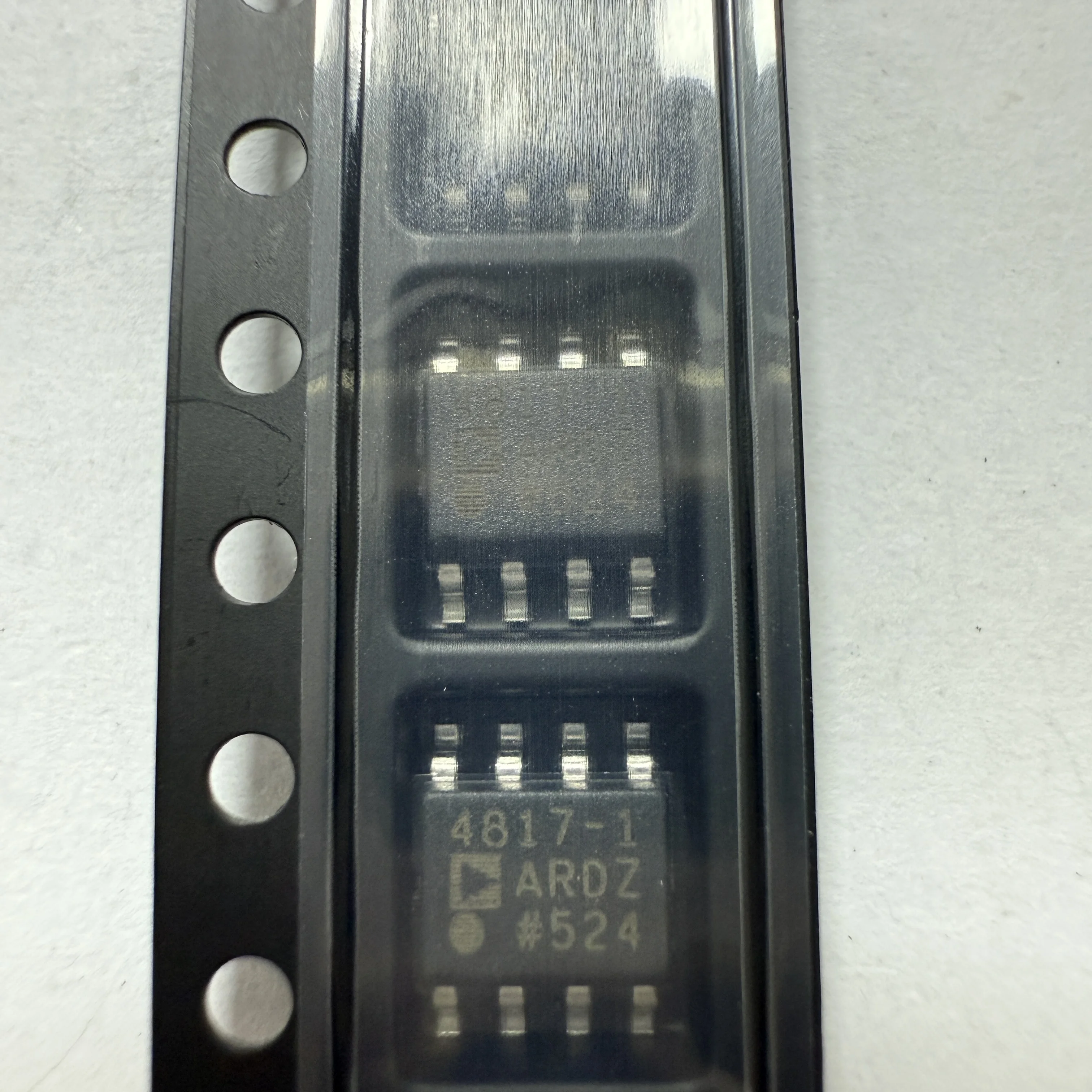 2PCS/LOT ADA4817-1ARDZ-R7 (FET Input Amplifiers)