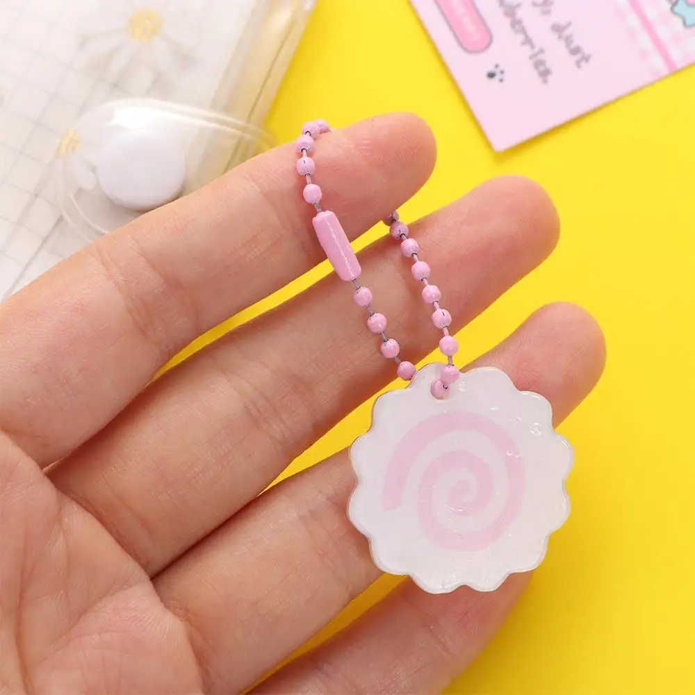 Llavero con colgante de rollo de pastel de pez rosa simulado para mujer, bonito llavero acrílico japonés con rodajas de pastel de pescado, regalo de joyería N931