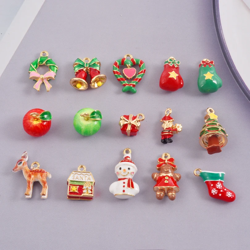 5pcs/Lot High-Quality Christmas Charming Pendants Santa Claus/Reindeer/Apple/Snowflake Pendants For Christmas Jewelry Diy Making