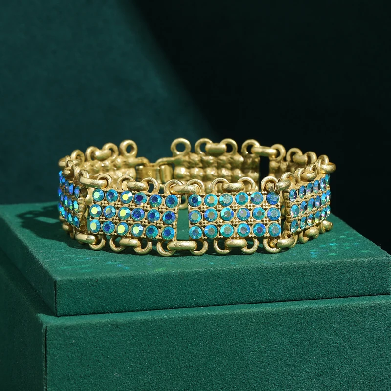 

Blue Natural Stone Rhinestones Bracelet Vintage Designer Jewelry Antique Gold Plated Elegant Luxury Ladies Banquet Charm Gift