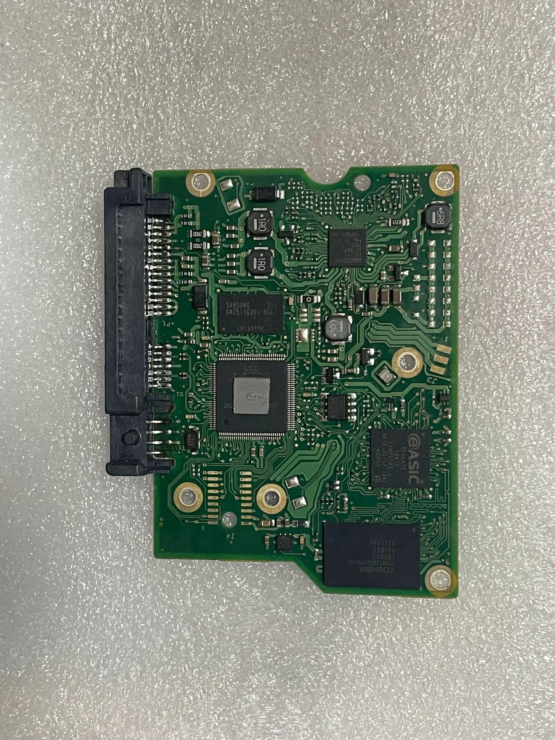 100716565 rev a Hard disk circuit board 100716565 rev A