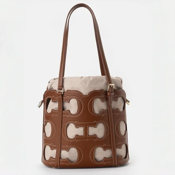 Tote Bag Cutout Logo Large Capacity Drawstring Shoulder Handbag Luxury Brand Designer Hollow Out Fashion Bucket Bag