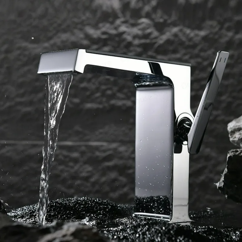 Intelligent Digital Display Faucets with Basin Hot and Cold Faucets Washing Face Brass Splash Proof for Bathroom Toilet Tap