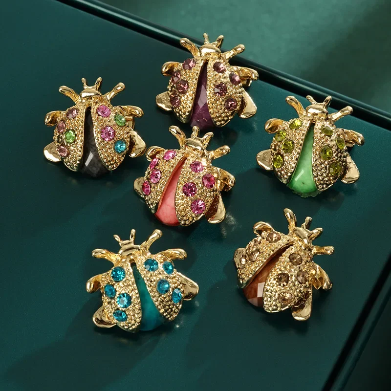 Fashion Cute Ladybug Rhinestone Brooches For Women Men Colorful Rhinestone Insect Metal Enamel Pins Jewelry Gift