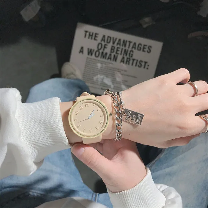Candy Color Small Fresh Watch for Female Student High Aesthetic Value Simple Niche Design Accessory for Younger Girls customized