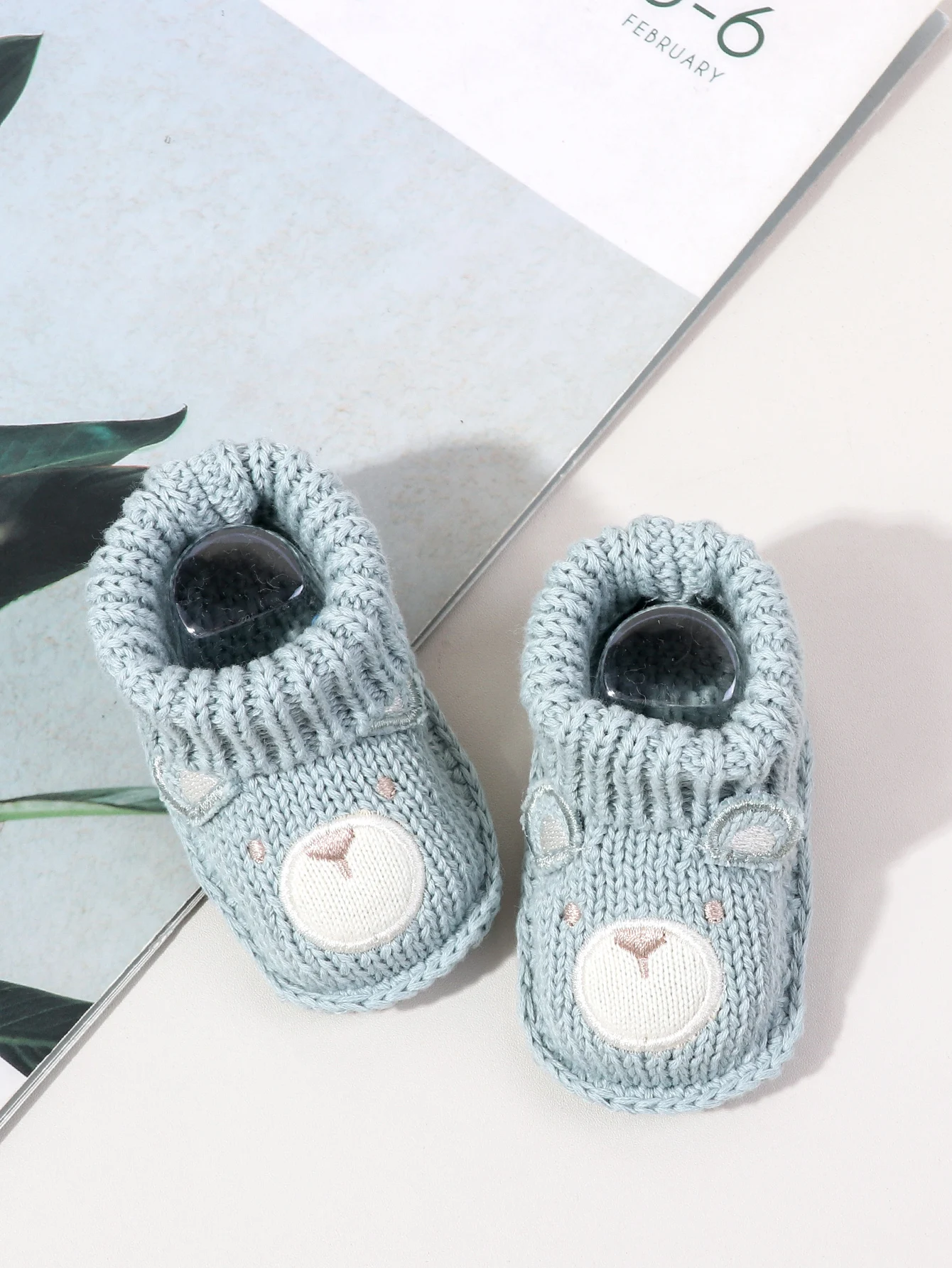 Neue gestrickte Babyschuhe für 0-3 Monate, warm, weich, bequem, mit Cartoon-Muster, für Kleinkinder, rutschfeste Sockenschuhe für Kleinkinder – Detail 9