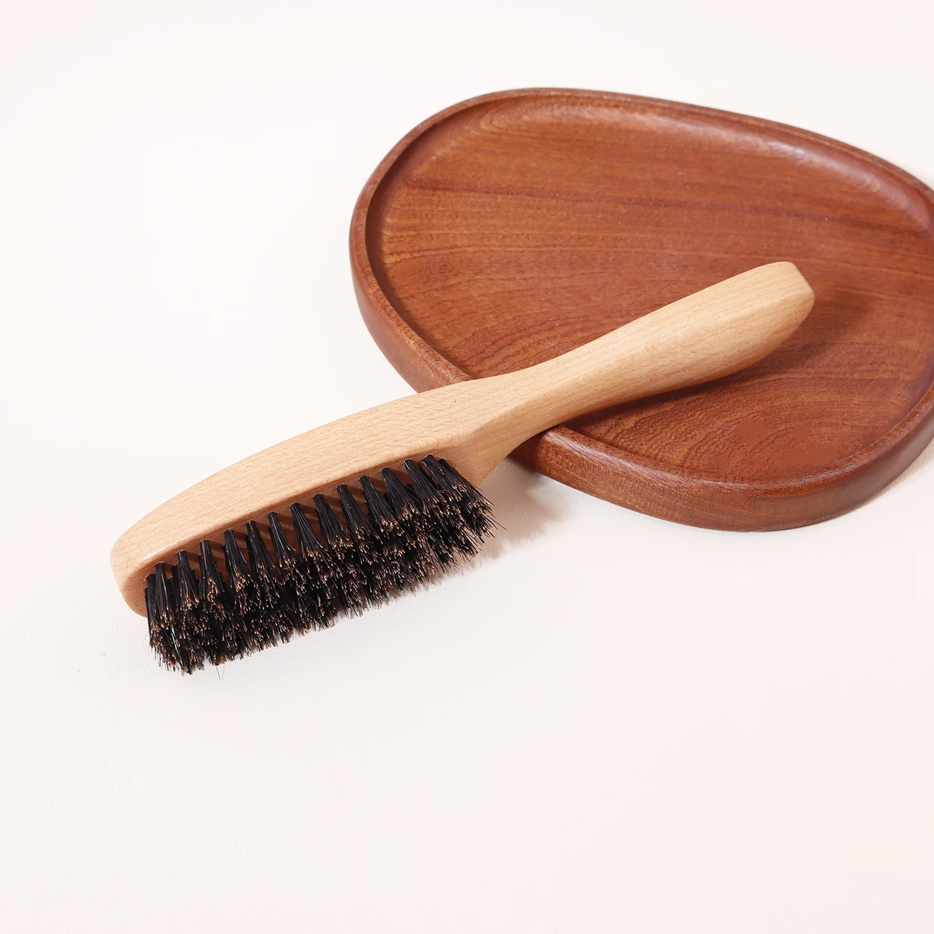 1pc of handle wooden wool or handle wooden bristle hair brush, with a hard bristle hair brush for hairstyle and beard styling