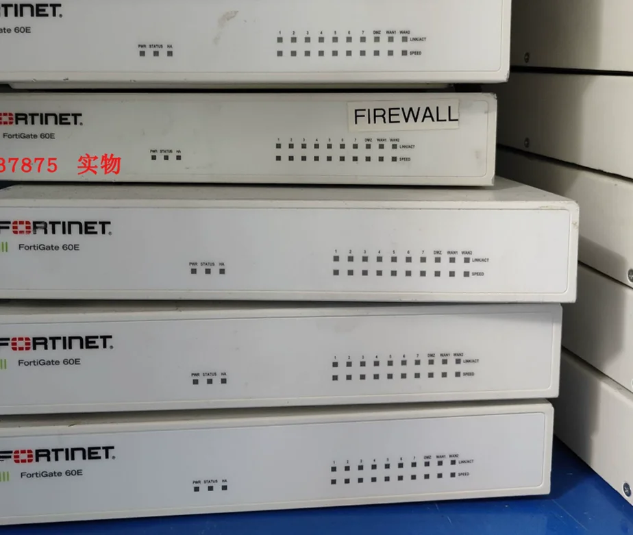 Новинка 95% года, FortiGate 30E Fortinet, прошивка брандмауэра 6,2, полный гигабитный подходящий для обучения VPN