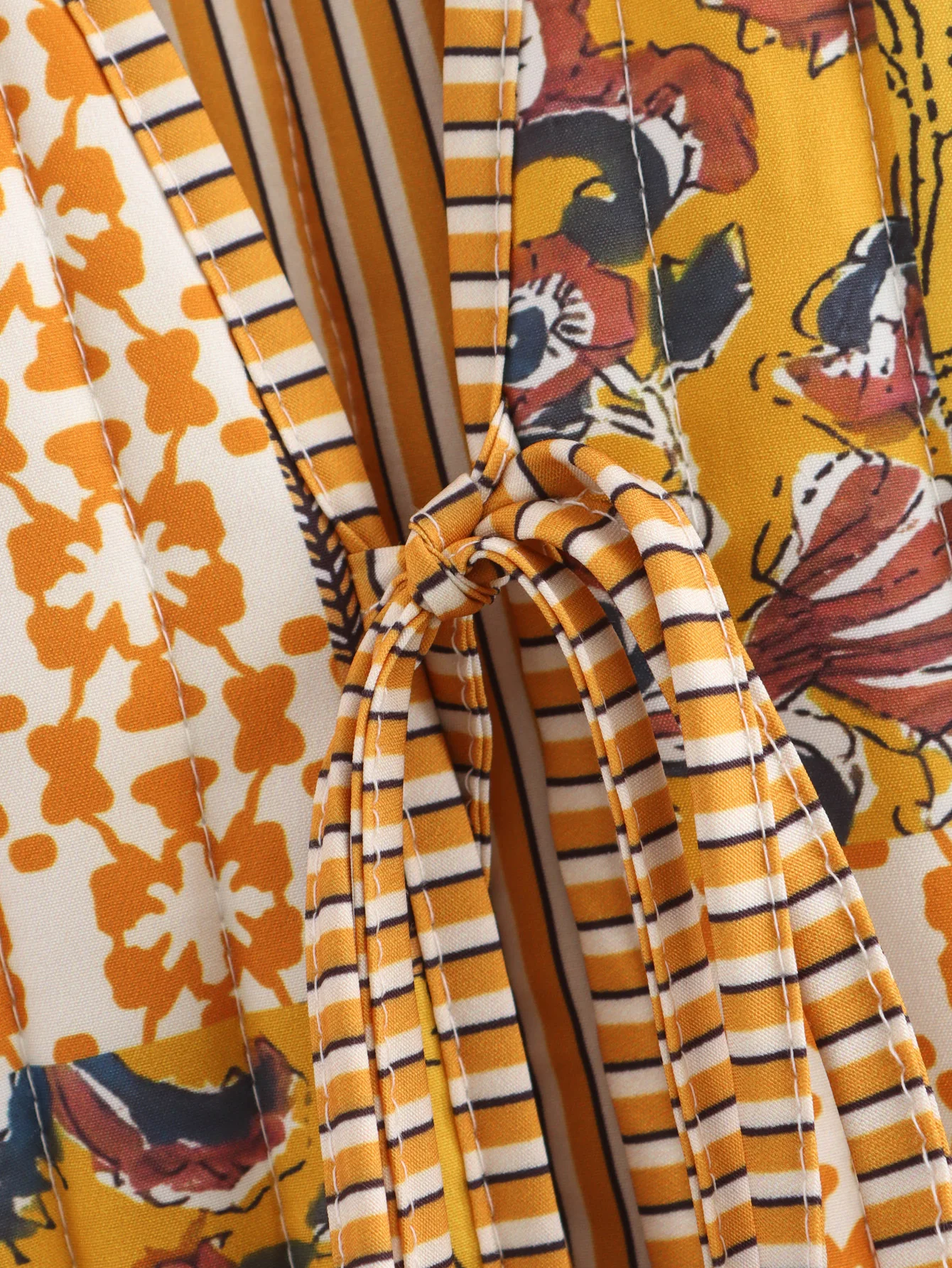 Zevity Women National Style Sleeveless Patchwork Floral Print Quilted Vest Jacket Ladies Lace Up WaistCoat Chic Crop Tops CT6267