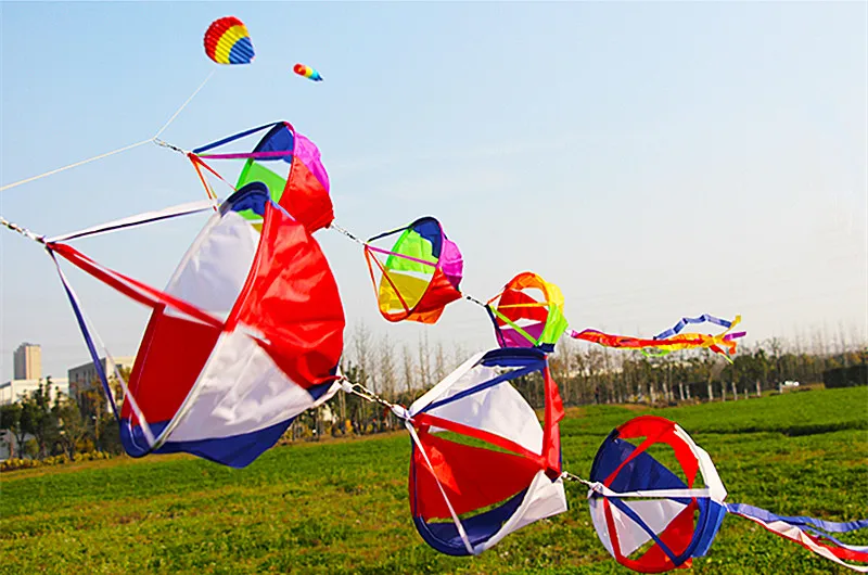 Cesta voadora com cauda giratória da flor, brinquedo do miúdo, trela esportiva, frete grátis