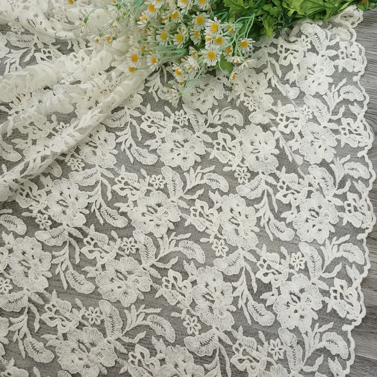 

Высококачественная нейлоновая сетчатая кружевная ткань с цветочной вышивкой для свадебных платьев, вечерних платьев, дизайнерская ткань шириной 125 см
