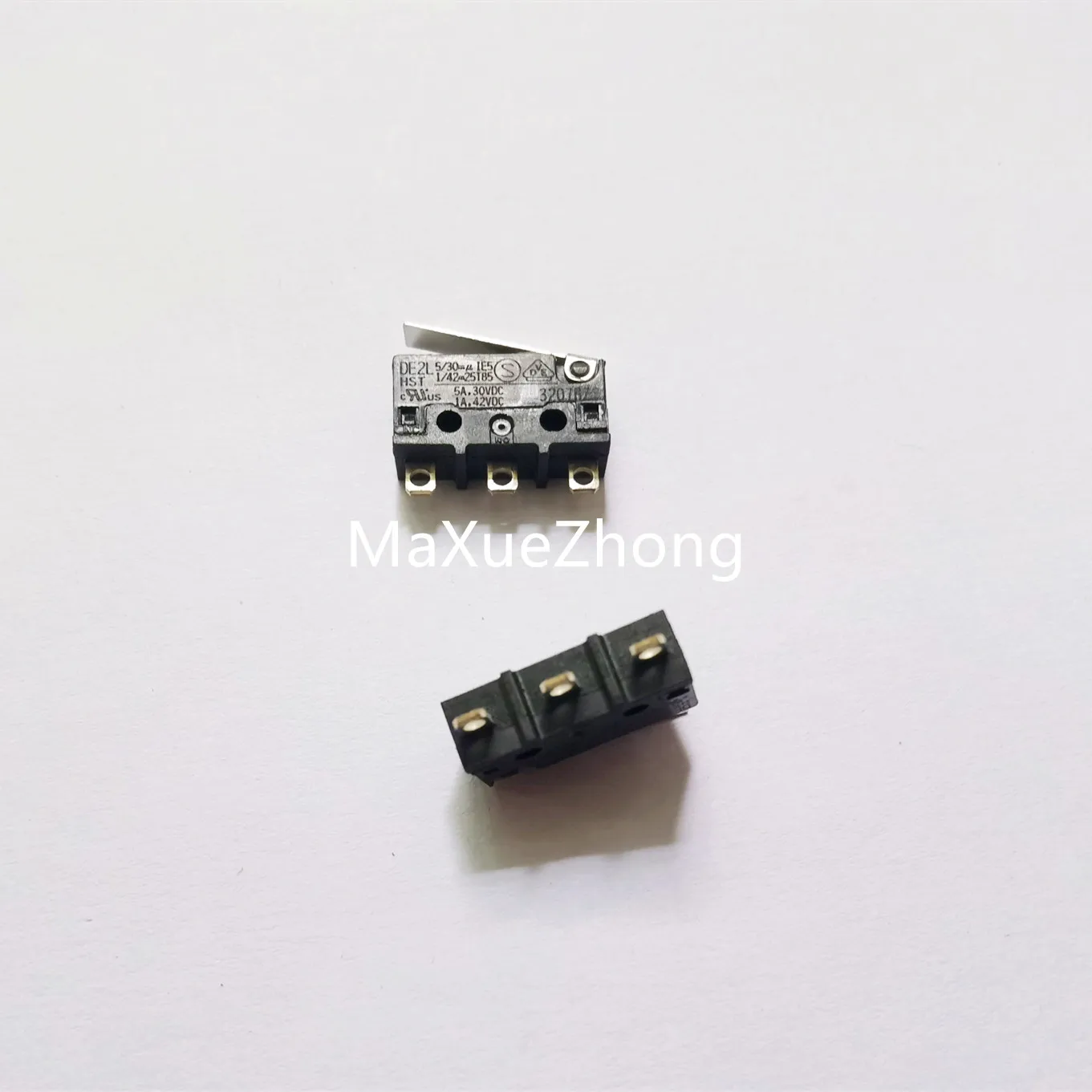 Original new 100% RT-1118 2A 125/250V micro switch SD-008-DBF4 handle detection limit switch