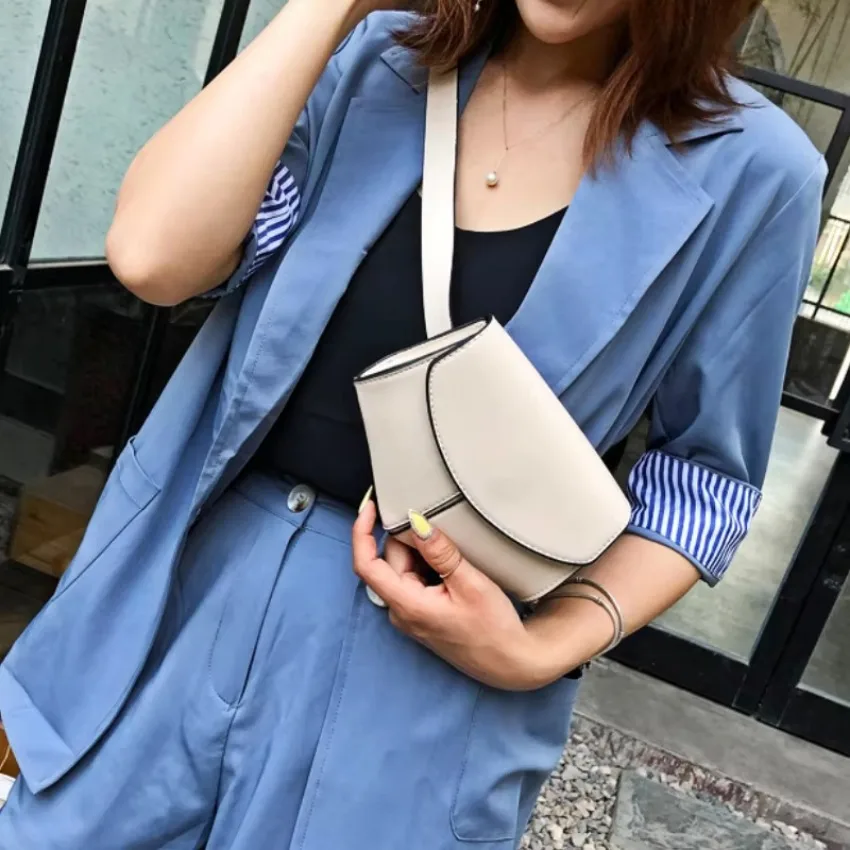 Thumbnail 4 - #62 Newest Saddle Bags