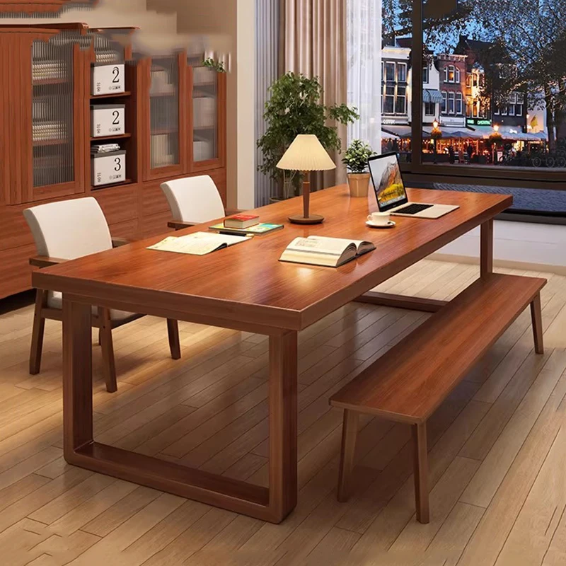 Biurko recepcyjne drewniane, organizery na komputer, estetyczne biurko w stylu skandynawskim, minimalistyczny design, meble biurowe, unikalne meble.