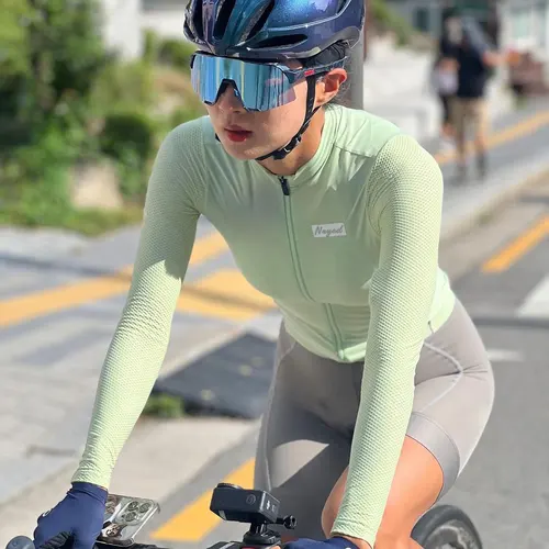 Imagen 2 del producto 2025 nueva NRyed ropa de ciclismo delgada para mujer bicicleta de carretera transpirable de secado rápido protector solar chaqueta de manga larga
