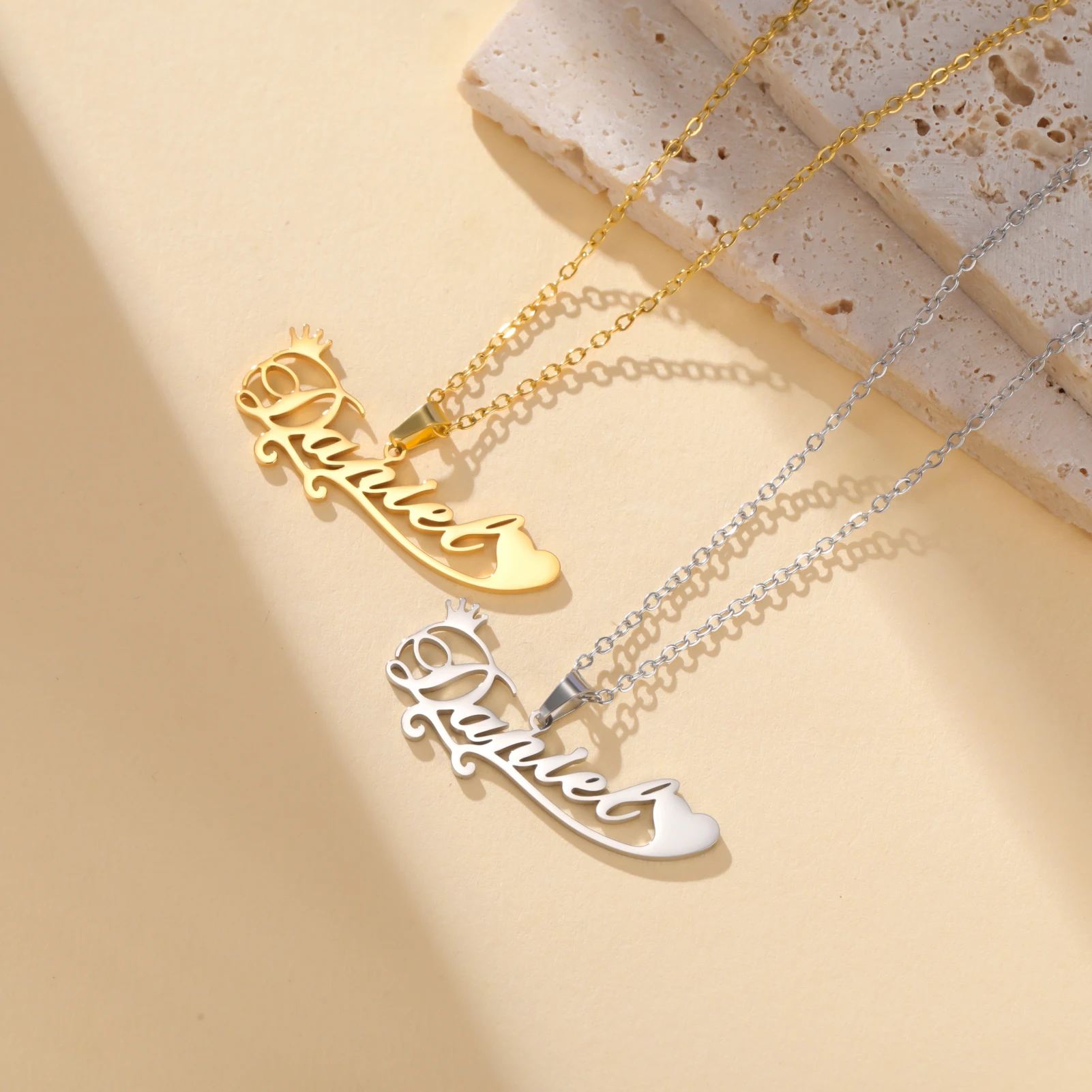 شخصية اسم قلادة مع القلب خط تاج مخصص داينتي قلادة للنساء أمي مجوهرات من صلب لا يصدأ 2026 هدايا السنة الجديدة #2