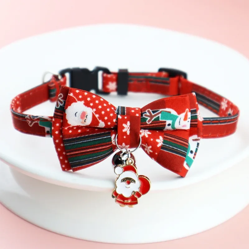 Adjustable Cat Collar Christmas Pet Collar with Bells and Bows Small Pendant Decoration To Prevent Getting Lost for Cats Puppies