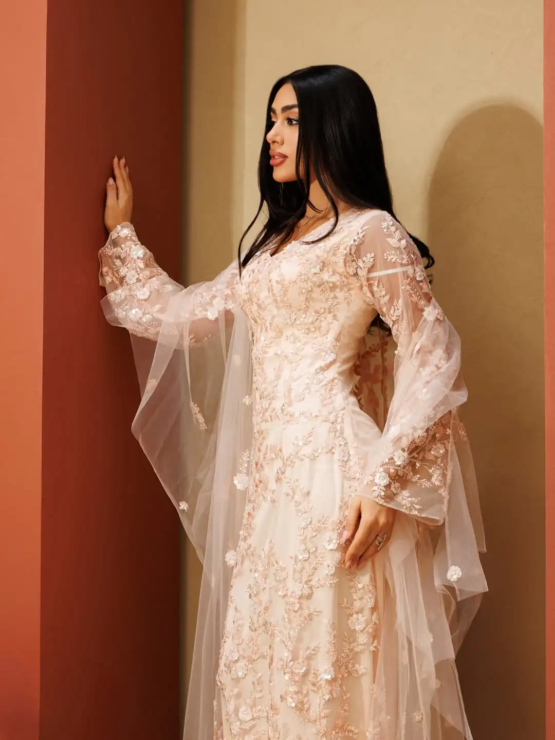 Customized Jersey Applique Engagement A-line V-neck Bespoke Occasion Gown Midi Dresses Modern Style Sizes Available High quality