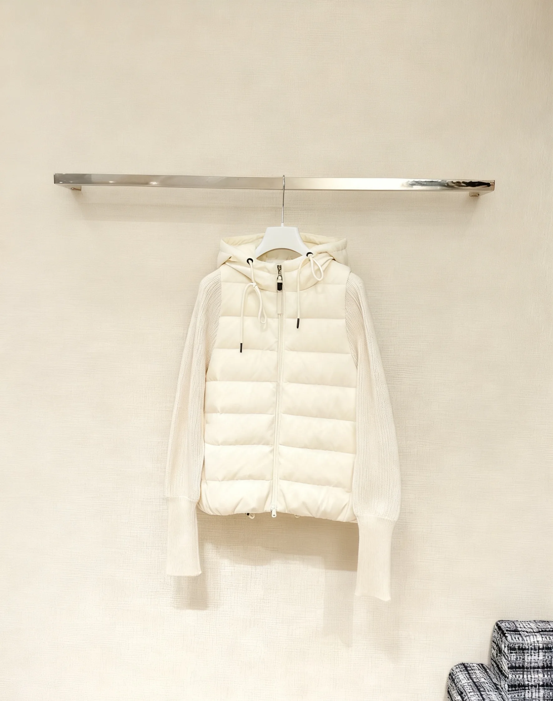 بلوفر نسائي محبوك عالي الجودة من القطن والصوف مع غطاء محرك السيارة وسترة سفلية للدفء #1