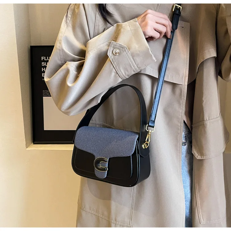 2025 파이톤 엠보싱 토트백, 대용량 체인 스트랩 숄더백, 여성용 패셔너블 크로스바디 백