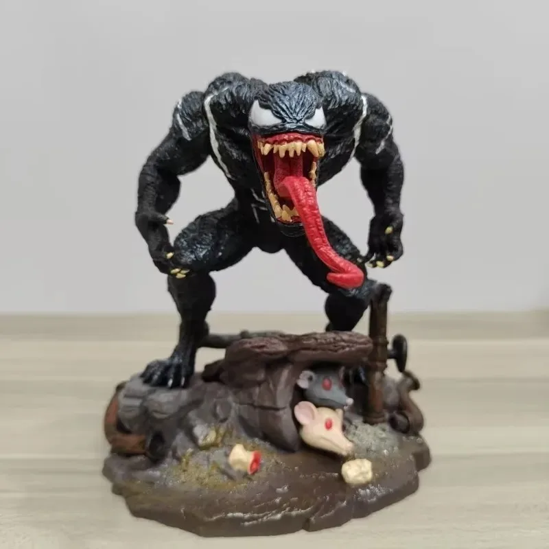 

15*30cm Marvel Venom Spider Man Symbiotic Toxins PVC Model Creative Collectibles Figure Desktop Ornament Birthday Gift