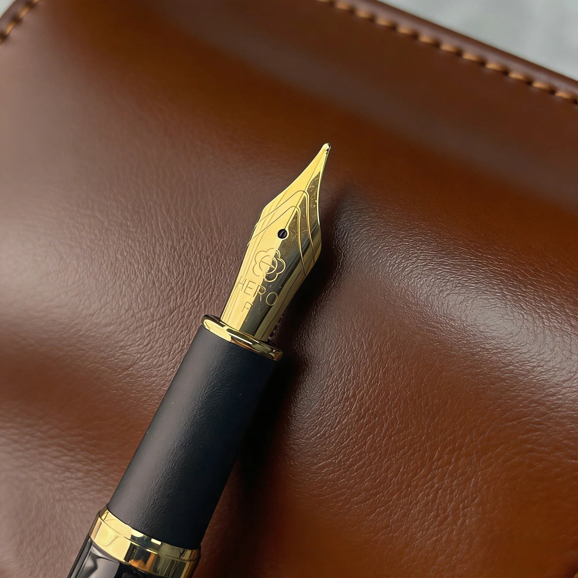 

HERO 0,38/0,5/1,0 мм, большая емкость, фирменная одиночная ручка, антибактериальная ручка, перьевая ручка из нержавеющей стали, без чернил