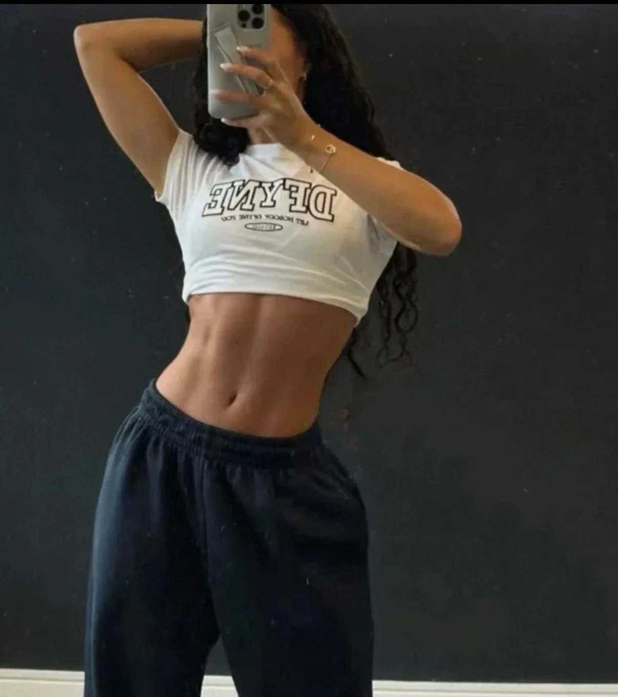 

Футболка DakaFit DFYNE с вышивкой на день рождения, дышащая, с высокой талией, спортивный топ для женщин, хлопковая, повседневная, облегающая футболка