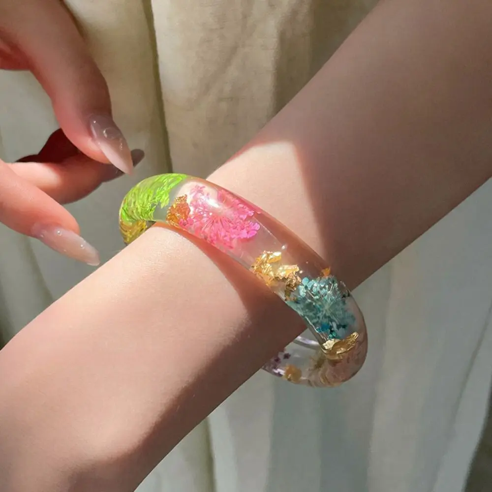Bohemian Acrylic Bangle Resin Dried Daisy Natural Dried Flower Bracelet Leaf Europe American Style Big Cuff Bangle Decoration
