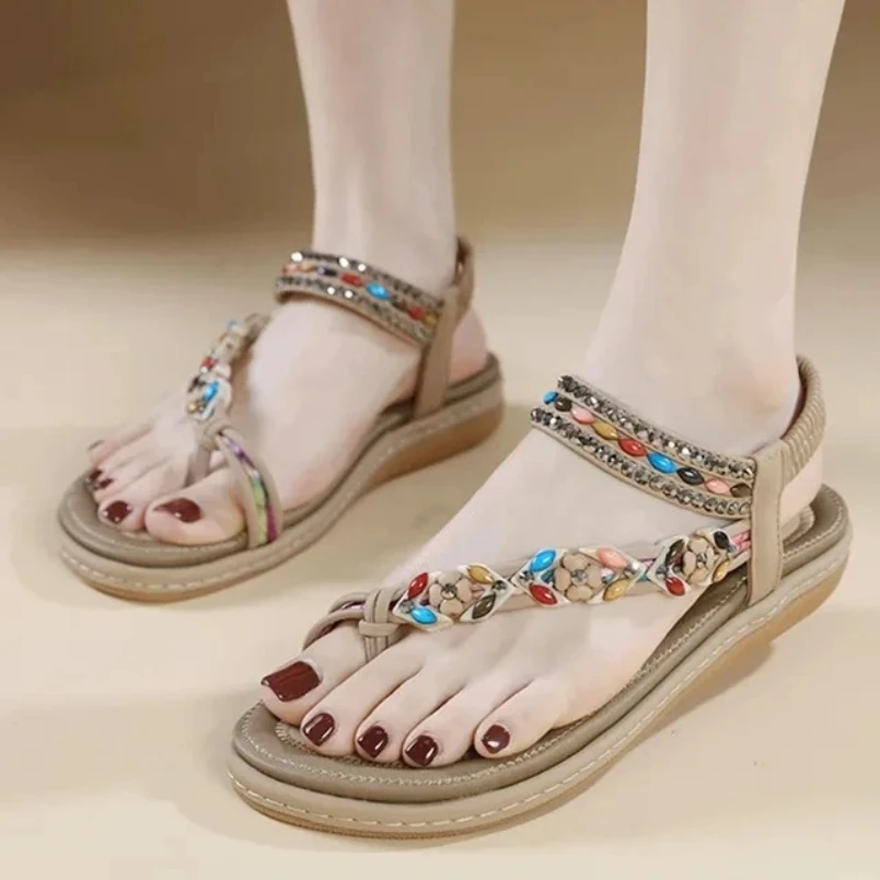 

2025 повседневная обувь, сандалии со стразами, удобные сандалии на плоской подошве с круглым носком, пляжная римская обувь на низком каблуке с эластичной лентой