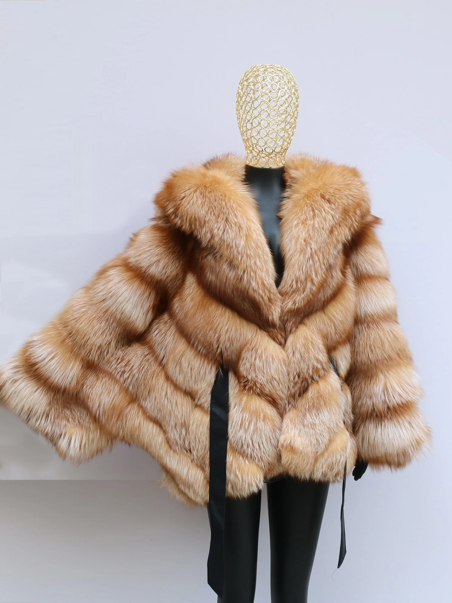 レディース本物の毛皮ジャケット ゴールドフォックスファーコート バットウィングスリーブ 両面フルペルトフォックスファーフード付き ナチュラルフォックスファーアウターウェア 高級