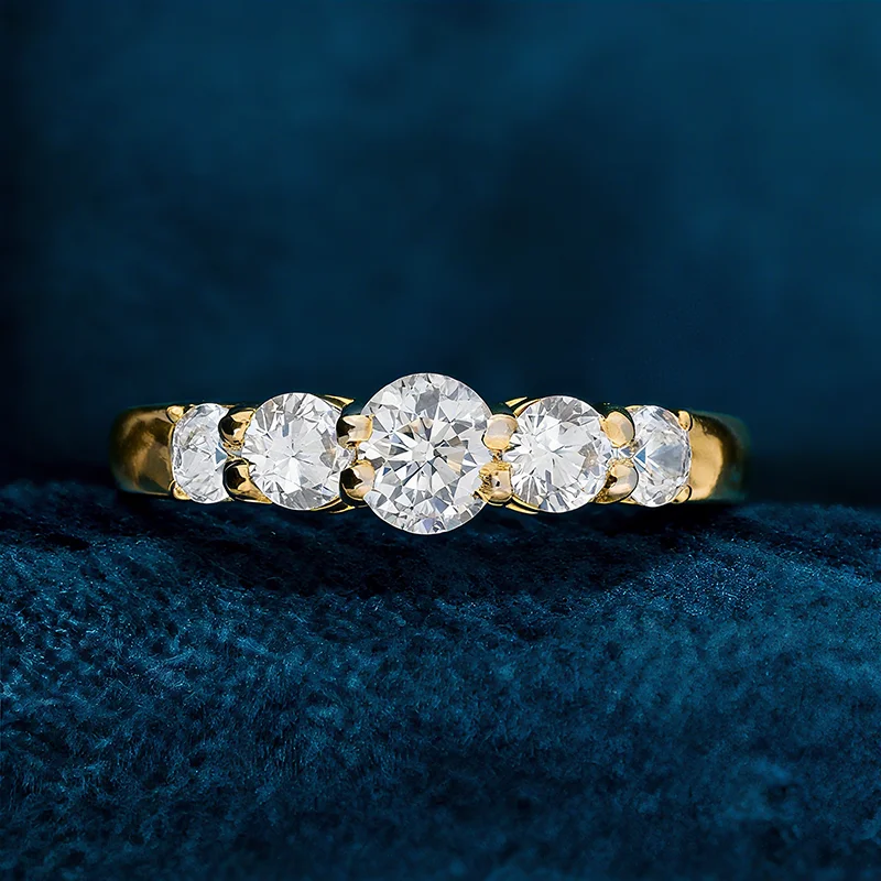 

Luxury Five Stone Round Cut Zircon Engagement Ring Copper Jewelry Gift for Her Dainty Promise Rings Minimalist Wedding Band